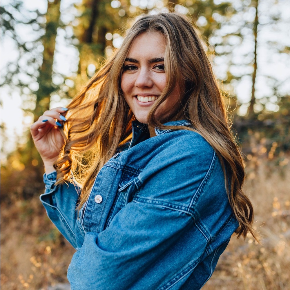 Meet your Posher, Abby